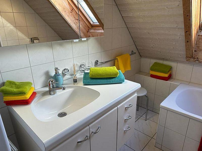 Apartment Simcha Niederwichtrach ภายนอก รูปภาพ