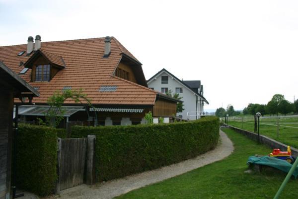 Apartment Simcha Niederwichtrach ภายนอก รูปภาพ