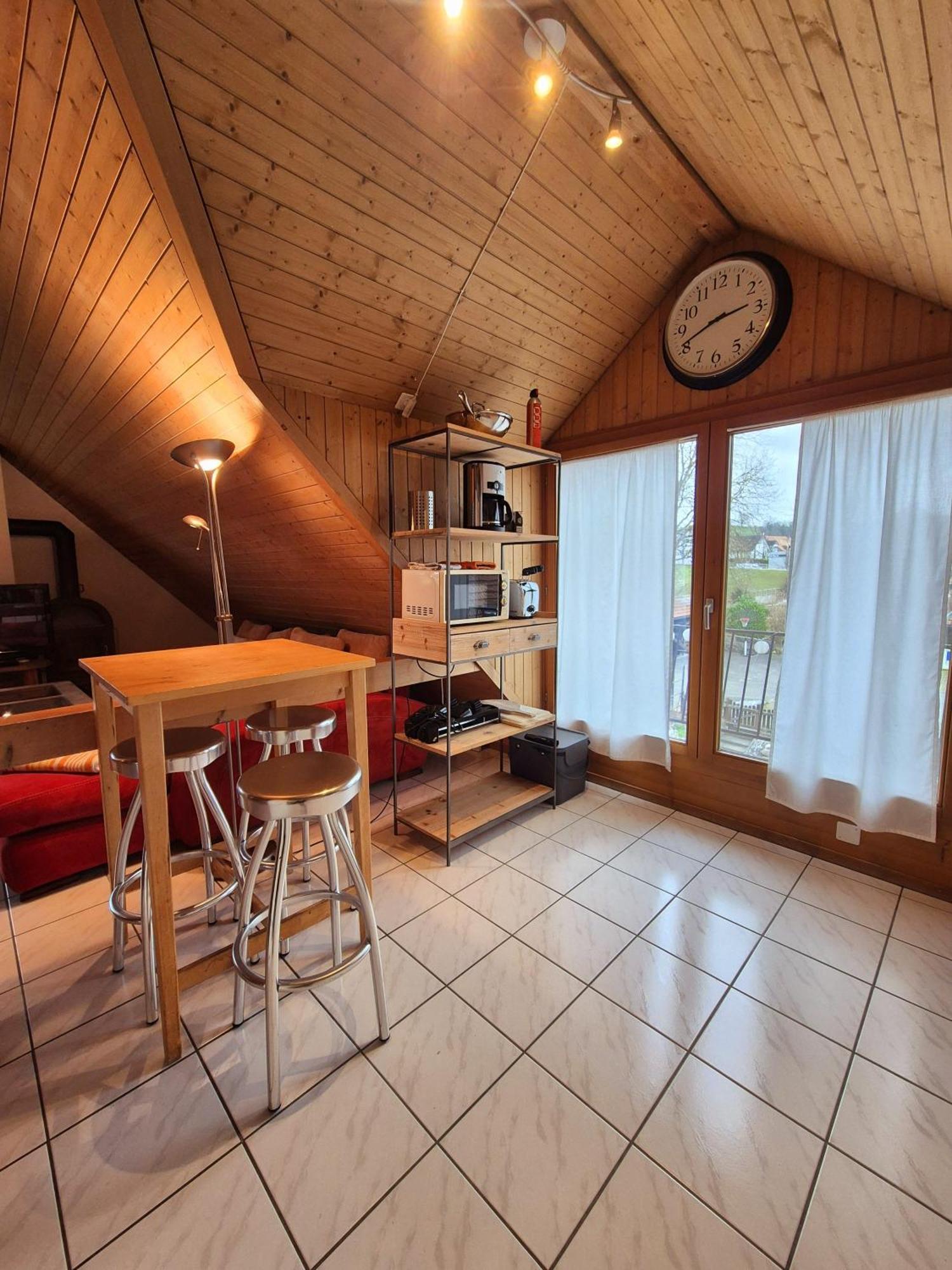 Apartment Simcha Niederwichtrach ภายนอก รูปภาพ